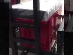 Wertschätzen Sie den Charme des Außendesigns des Dreiradfahrers!