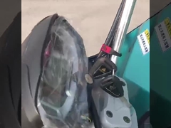 Schätzen Sie den Charme des Außendesigns des Dreiraders!