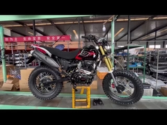 Ein Dirtbike 200cc, Fabrikprodukte.